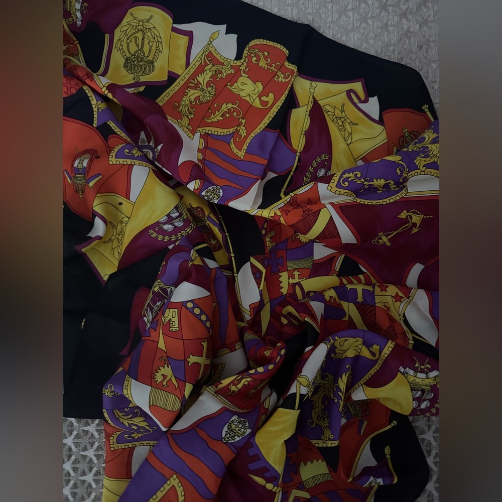 Adrienne Vittadini Scarf Vintage Square